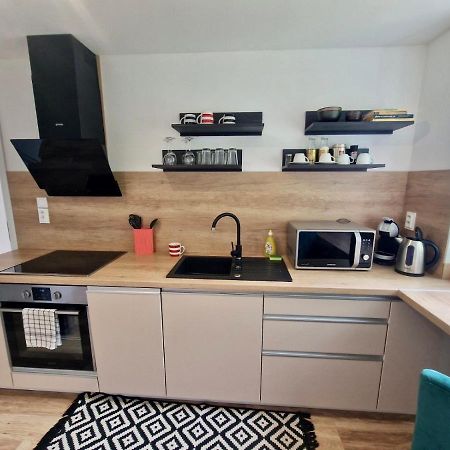 Lovely Apartment Vadas Sturovo Exterior photo